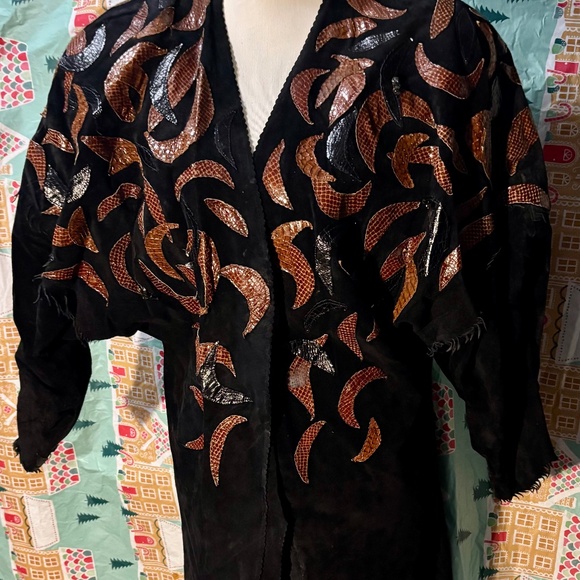 Seller of Purple, San Antonio, TX Jackets & Blazers - Suede and Leather Jacket VINTAGE